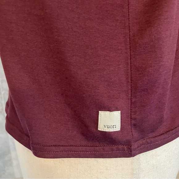 Vuori Energy Tank Top - Picture 6 of 9